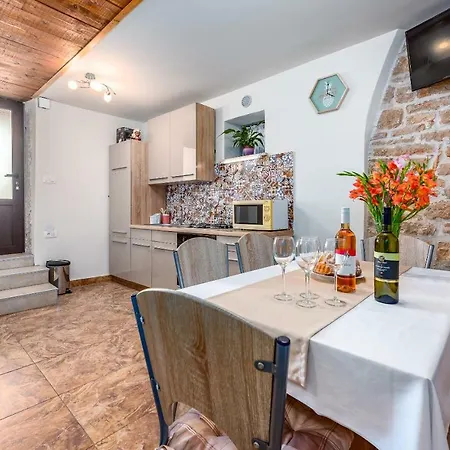 Apartman Sara