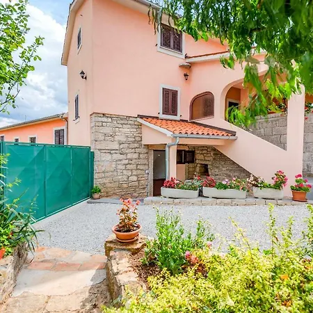 Apartman Sara Tinjan